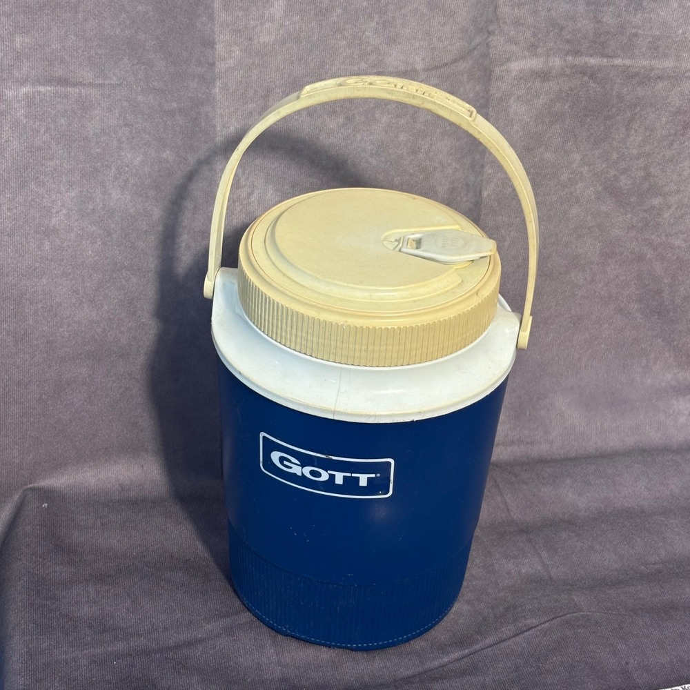 Vintage 1970s Gott Water Jug Cooler Unisex 1/2 Gallon Blue Vintage Retro
